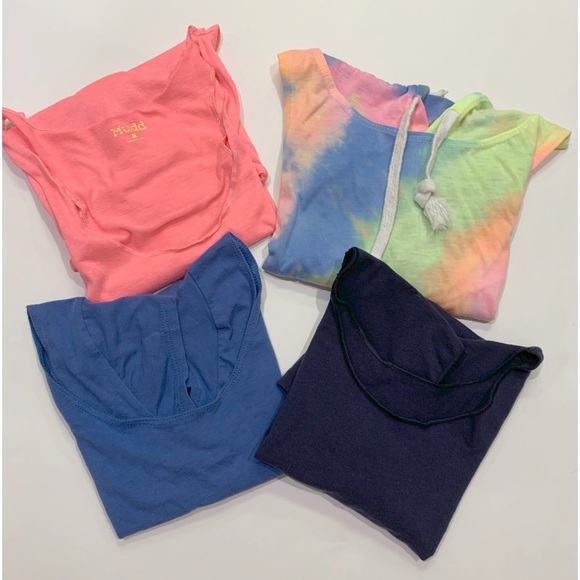 Bundle Top Bundle Set of four tops Hoodie, tees, crops Sizes XS S M - Picture 4 of 12